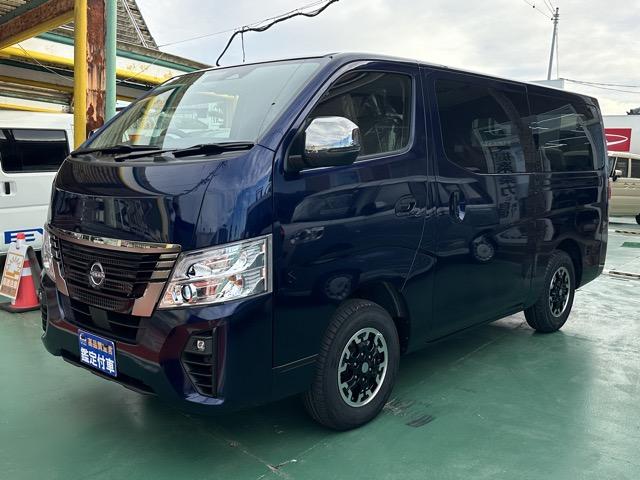 キャラバン ロングオーテックラインプラス　ディーゼル車　４ＷＤ　寒冷地仕様　左パワースライドドア　スマートキー　ＬＥＤヘッドライト　アラウンドビューモニター　デジタルインナーミラー　フルオートエアコン　シートヒーター　登録済未使用車（4枚目）