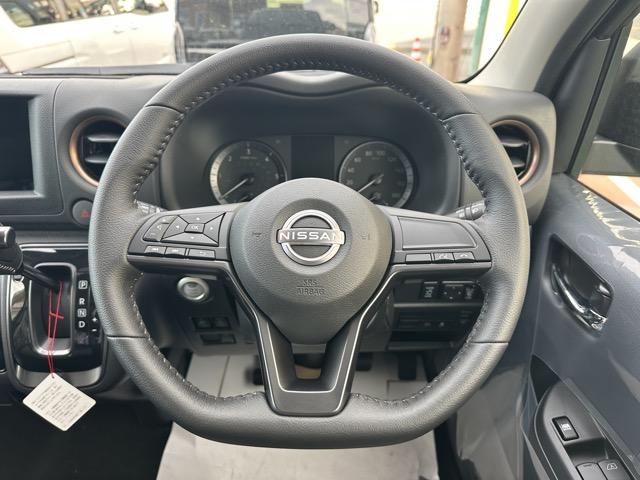 キャラバン ロングオーテックラインプラス　ディーゼル車　４ＷＤ　寒冷地仕様　左パワースライドドア　スマートキー　ＬＥＤヘッドライト　アラウンドビューモニター　デジタルインナーミラー　フルオートエアコン　シートヒーター　登録済未使用車（11枚目）