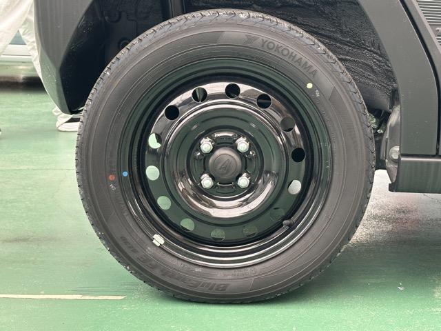 タフト Ｘ　エコアイドルレス　スマートキー　ＬＥＤヘッドライト　フルオートエアコン　電気式パーキングブレーキ　ＵＳＢ充電ソケット　ステアリングスイッチ　バックカメラ　衝突被害軽減ブレーキ　届出済未使用車（15枚目）