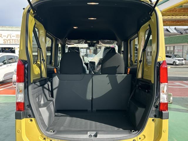 Ｎ－ＶＡＮ ファン　２ＷＤ　ＣＶＴ　ホンダセンシング　フルＬＥＤヘッドライト　運転席用＆助手席用ｉ－ＳＲＳエアバッグシステム　充電用ＵＳＢジャック　スマートキー　アクセサリーソケット（ＤＣ１２Ｖ）　届出済未使用車（12枚目）