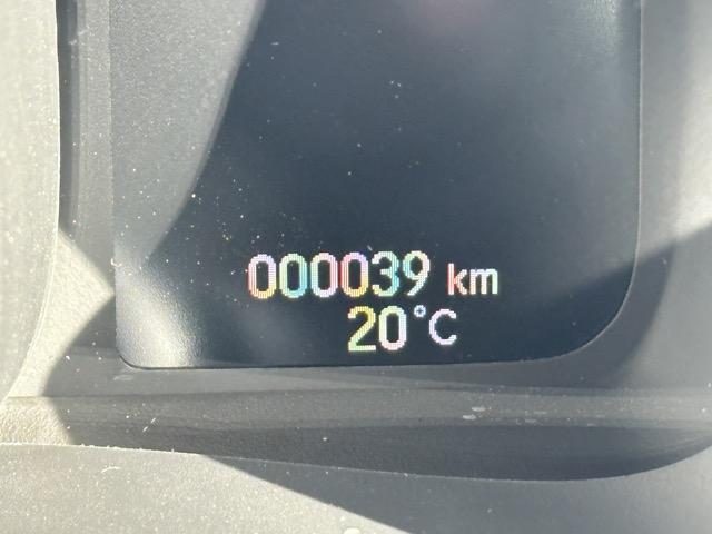 Ｎ－ＶＡＮ ファン　２ＷＤ　ＣＶＴ　ホンダセンシング　フルＬＥＤヘッドライト　運転席用＆助手席用ｉ－ＳＲＳエアバッグシステム　充電用ＵＳＢジャック　スマートキー　アクセサリーソケット（ＤＣ１２Ｖ）　届出済未使用車（23枚目）