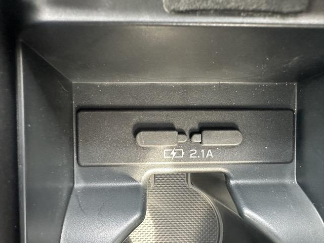 BRZ R 走行距離7,176KM B型 AT STiスポイラー 純正ナビゲーション バックカメラ スマートキー LEDヘッドライト フルオートエアコン 革巻きハンドル オートクルーズコントロール パドルシフト(27枚目)