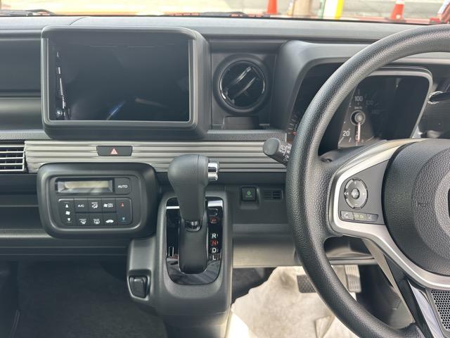 Ｎ－ＶＡＮ ファン　２ＷＤ　ＣＶＴ　ホンダセンシング　フルＬＥＤヘッドライト　運転席用＆助手席用ｉ－ＳＲＳエアバッグシステム　充電用ＵＳＢジャック　スマートキー　アクセサリーソケット（ＤＣ１２Ｖ）　届出済未使用車（18枚目）