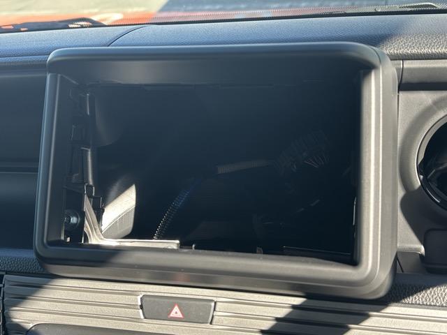 Ｎ－ＶＡＮ ファン　２ＷＤ　ＣＶＴ　ホンダセンシング　フルＬＥＤヘッドライト　運転席用＆助手席用ｉ－ＳＲＳエアバッグシステム　充電用ＵＳＢジャック　スマートキー　アクセサリーソケット（ＤＣ１２Ｖ）　届出済未使用車（20枚目）