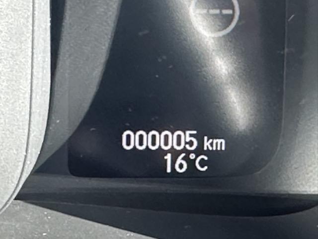 Ｎ－ＶＡＮ ファン　２ＷＤ　ＣＶＴ　ホンダセンシング　フルＬＥＤヘッドライト　運転席用＆助手席用ｉ－ＳＲＳエアバッグシステム　充電用ＵＳＢジャック　スマートキー　アクセサリーソケット（ＤＣ１２Ｖ）　届出済未使用車（25枚目）