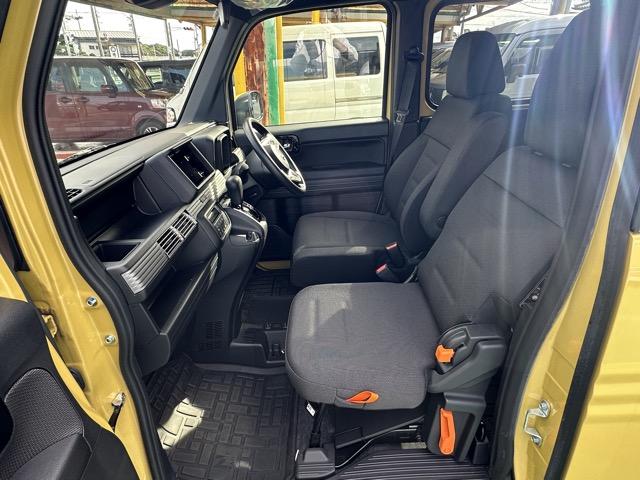 Ｎ－ＶＡＮ ファン・ターボ　４ＷＤ　ＣＶＴ　ホンダセンシング　フルＬＥＤヘッドランプ　運転席用＆助手席用ｉ－ＳＲＳエアバッグシステム　充電用ＵＳＢジャック　スマートキー　アクセサリーソケット（ＤＣ１２Ｖ）　電動格納式ドアミラー（6枚目）