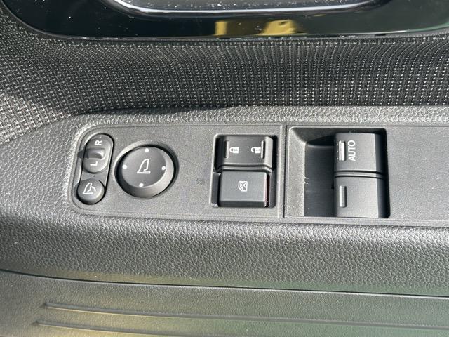 Ｎ－ＶＡＮ ファン・ターボ　４ＷＤ　ＣＶＴ　ホンダセンシング　フルＬＥＤヘッドランプ　運転席用＆助手席用ｉ－ＳＲＳエアバッグシステム　充電用ＵＳＢジャック　スマートキー　アクセサリーソケット（ＤＣ１２Ｖ）　電動格納式ドアミラー（19枚目）