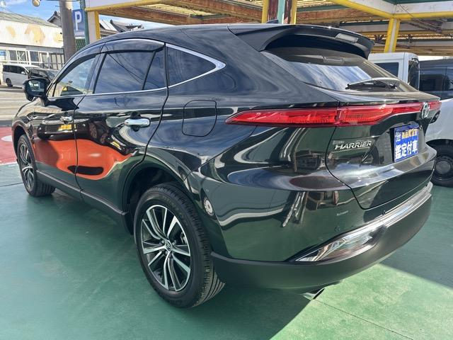 ハリアーハイブリッド G 内装色/ブラック セーフティセンス LEDヘッドランプ ディスプレイオーディオ バックモニター ETC2.0 パワーバックドア デジタルインナーミラー パワーシート 本革巻ステアリング スマートキー(5枚目)