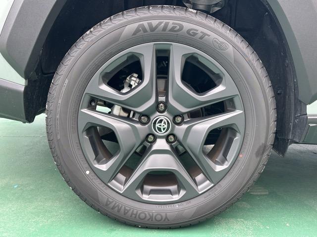 RAV4 アドベンチャー 4WD セーフティセンス LEDヘッドランプ ディスプレイオーディオ バックモニター ETC メモリー機能付パワーシート シートヒーター&ベンチレーション ステアリングヒーター 本革巻ステアリング(16枚目)
