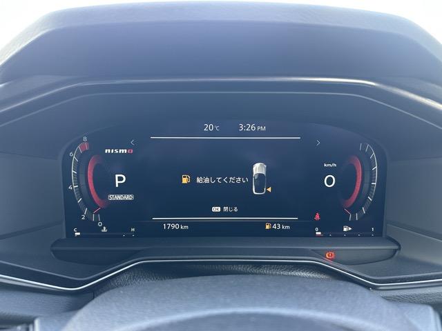 フェアレディＺ ニスモ　走行距離１，７９１ｋｍ　９ＡＴ　専用チューニング＆エクステリア＆インテリア　コネクトナビ　レイズ製鍛造ＡＷ　パドルシフト　レカロ製シート　Ｆ・Ｓ・Ｒスポイラーブラックアウト　ニスモエンブレムレス（25枚目）