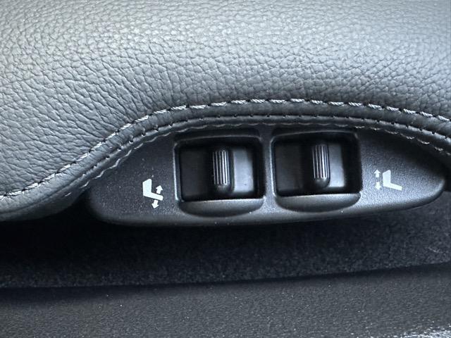 フェアレディＺ バージョンＴ　走行距離８５８ｋｍ　９ＡＴ　内装色／ブラック　ＬＥＤヘッドランプ　コネクトナビ　ＥＴＣ２．０　ＢＯＳＥサウンド　３連サブメーター　電制シフト　パドルシフト　シートヒーター　デジタルインナーミラー（21枚目）