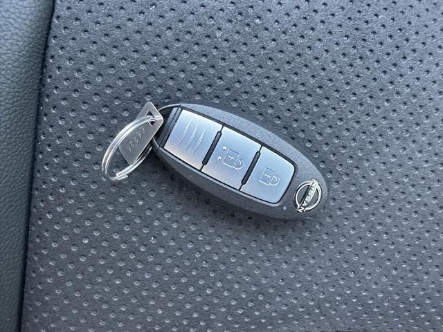 フェアレディＺ バージョンＴ　走行距離８５８ｋｍ　９ＡＴ　内装色／ブラック　ＬＥＤヘッドランプ　コネクトナビ　ＥＴＣ２．０　ＢＯＳＥサウンド　３連サブメーター　電制シフト　パドルシフト　シートヒーター　デジタルインナーミラー（31枚目）