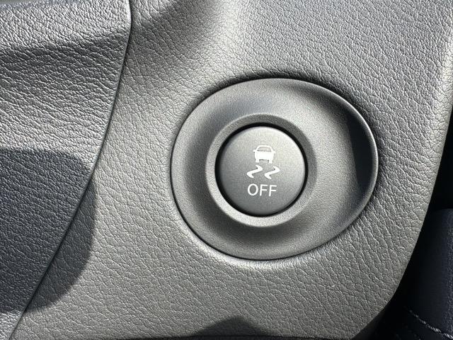 フェアレディＺ バージョンＳＴ　９ＡＴ　内装色／ブラック　ＮｉｓｓａｎＣｏｎｎｅｃｔナビゲーション　ＥＴＣ２．０　ＬＥＤヘッドランプ　本革巻ステアリング　３連サブメーター　シートヒーター＆パワーシート　ＢＯＳＥサウンドシステム（24枚目）