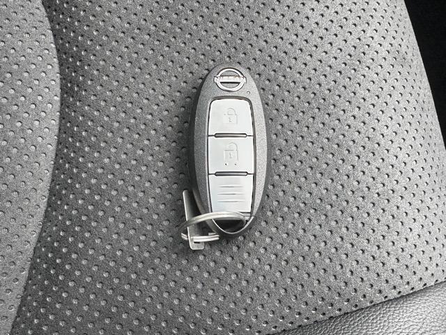 フェアレディＺ バージョンＳＴ　９ＡＴ　内装色／ブラック　ＮｉｓｓａｎＣｏｎｎｅｃｔナビゲーション　ＥＴＣ２．０　ＬＥＤヘッドランプ　本革巻ステアリング　３連サブメーター　シートヒーター＆パワーシート　ＢＯＳＥサウンドシステム（25枚目）