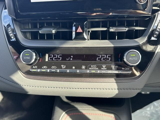 GRカローラ RZ 4WD 6MT セーフティセンス LEDヘッドランプ ディスプレイオーディオ バックモニター ETC カラードキャリパー カーボンルーフ 3本出しマフラー 本革巻ステアリング スポーツシート 社外AW(19枚目)