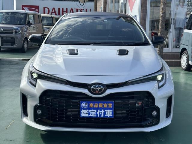 GRカローラ RZ 4WD 6MT セーフティセンス LEDヘッドランプ ディスプレイオーディオ バックモニター ETC カラードキャリパー カーボンルーフ 3本出しマフラー 本革巻ステアリング スポーツシート 社外AW(27枚目)