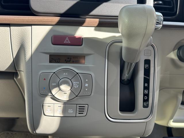 アルトラパンLC X 全方位カメラ スマートキー LEDヘッドライト フルオートエアコン シートヒーター USB充電ソケット 革巻きハンドル 電動格納ドアミラー 前後パワーウィンドー 衝突被害軽減ブレーキ オートライト(18枚目)