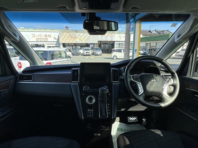 デリカD:5 P 8人乗り ナビ取り付けパッケージII ナビゲーション 全方位カメラ スマートキー LEDヘッドライト 両側パワースライドドア フルオートエアコン シートヒーター パワーバックドア パワーシート(9枚目)