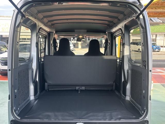 ハイゼットカーゴ ＤＸ　ＣＶＴ　純正ラジオ　キーレス　両側スライドドア　パワーウィンドー　衝突被害軽減ブレーキ　クリアランスソナー　アイドリングストップ　オートライト　エアコン　パワステ（11枚目）