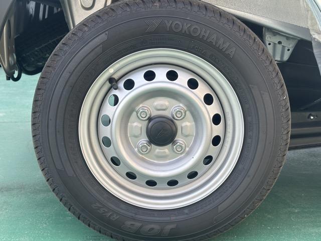 ハイゼットカーゴ ＤＸ　ＣＶＴ　純正ラジオ　キーレス　両側スライドドア　パワーウィンドー　衝突被害軽減ブレーキ　クリアランスソナー　アイドリングストップ　オートライト　エアコン　パワステ（14枚目）