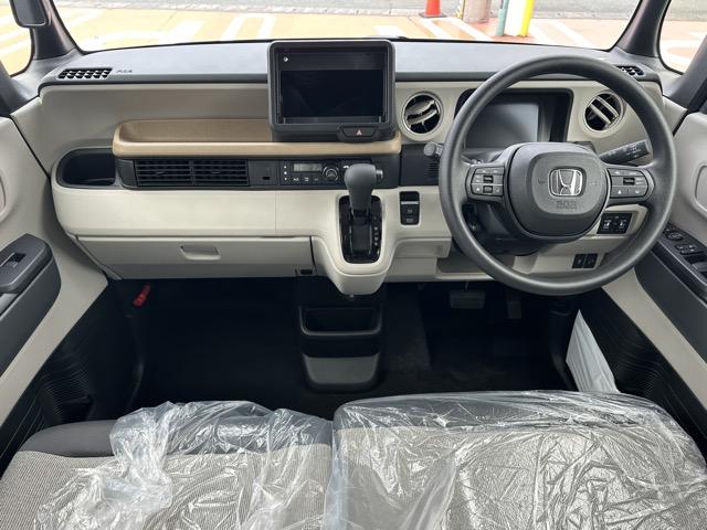 N-BOX ベースグレード コンフォートパッケージ装着車/運転席・助手席シートヒーター 電動スライドドア リアセンターアームレスト シートバックテーブル オートリトラミラー ホンダセンシング LEDヘッドライト ディーラー試乗車(8枚目)
