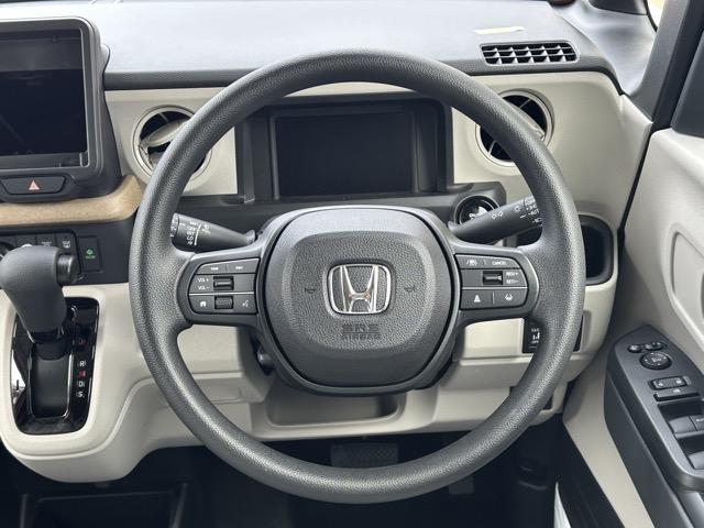 N-BOX ベースグレード コンフォートパッケージ装着車/運転席・助手席シートヒーター 電動スライドドア リアセンターアームレスト シートバックテーブル オートリトラミラー ホンダセンシング LEDヘッドライト ディーラー試乗車(9枚目)