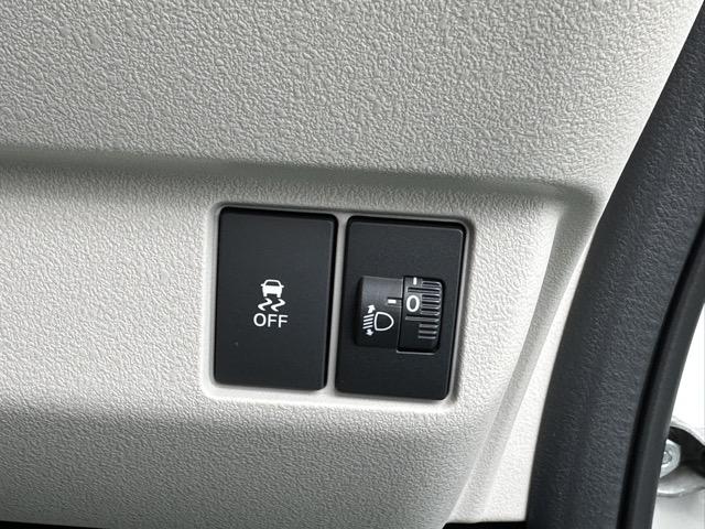 N-BOX ベースグレード コンフォートパッケージ装着車/運転席・助手席シートヒーター 電動スライドドア リアセンターアームレスト シートバックテーブル オートリトラミラー ホンダセンシング LEDヘッドライト ディーラー試乗車(20枚目)