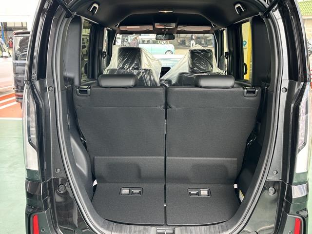 N-BOXカスタム ターボ ホンダセンシング ダイレクトプロジェクション式フルLEDヘッドライト 両側パワースライドドア 電子制御パーキングブレーキ オートブレーキホールド機能 運転席&助手席シートヒーター 届出済未使用車(11枚目)