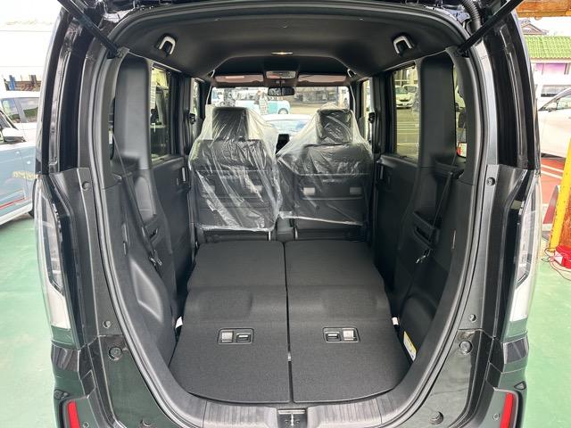 N-BOXカスタム ターボ ホンダセンシング ダイレクトプロジェクション式フルLEDヘッドライト 両側パワースライドドア 電子制御パーキングブレーキ オートブレーキホールド機能 運転席&助手席シートヒーター 届出済未使用車(12枚目)