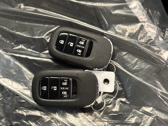 N-BOXカスタム ターボ ホンダセンシング ダイレクトプロジェクション式フルLEDヘッドライト LEDフォグランプ 両側パワースライドドア 電子制御パーキングブレーキ オートブレーキホールド機能 シートヒーター 届出済未使用車(26枚目)