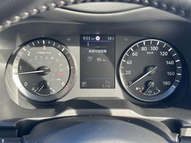 キャラバン ロンググランドプレミアムＧＸ　ディーゼル車　４ＷＤ　スマートキー　ＬＥＤヘッドライト　両側スライドドア　フルオートエアコン　シートヒーター　アラウンドビューモニター　デジタルインナーミラー　革巻きハンドル　登録済未使用車（27枚目）