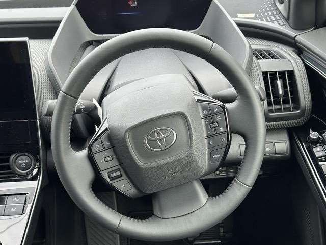 修復歴車一切ありません！それどころか、弊社の仕入在庫につきましては、フェンダー、ボンネット、ドアパネル等の交換歴、修理歴のある車両は基本的に仕入れを行いませんので高品質な車両のみ在庫で揃えています！