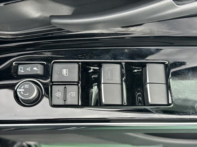 ★納車前に、当社の指定工場で納車前点検を行って納車しますので、安心してお乗りいただけます！もちろん、点検料は車両本体価格に含まれています。