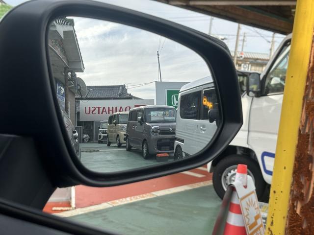 ＲＡＶ４ アドベンチャー　４ＷＤ　純正ディスプレイオーディオ　パノラマカメラ　ＥＴＣ　スマートキー　ＬＥＤヘッドライト　フルオートエアコン　シートヒーター＆ベンチレーション　革巻きハンドル　オートクルーズコントロール（27枚目）