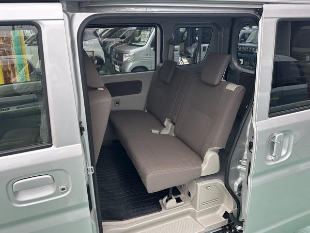 エブリイ ジョインターボ　ＣＶＴ　スマートキー　ＬＥＤヘッドライト　両側スライドドア　電動格納ドアミラー　前後パワーウィンドー　シートヒーター　ＵＳＢ充電ソケット　ルーフコンソール　衝突被害軽減ブレーキ　アイドリングストップ（7枚目）