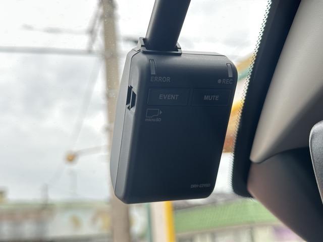 ZR-V e:HEV Z 内装色/マルーン ホンダセンシング フルLEDヘッドライト HondaCONNECTディスプレー+ETC2.0 マルチビューカメラシステム BOSEサウンドシステム シートヒーター パワーシート(28枚目)