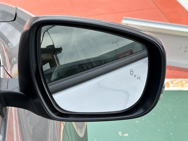 スイフトスポーツ ベースグレード　６ＭＴ　セーフティーパッケージ装着車　全方位カメラ　スマートキー　ＬＥＤヘッドライト　フルオートエアコン　シートヒーター　革巻きハンドル　オートクルーズコントロール　フォグランプ　登録済未使用車（15枚目）