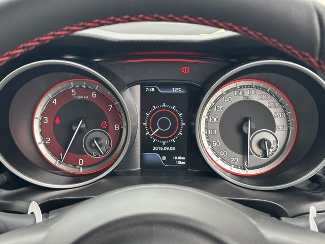 スイフトスポーツ ベースグレード　６ＭＴ　セーフティーパッケージ装着車　全方位カメラ　スマートキー　ＬＥＤヘッドライト　フルオートエアコン　シートヒーター　革巻きハンドル　オートクルーズコントロール　フォグランプ　登録済未使用車（24枚目）