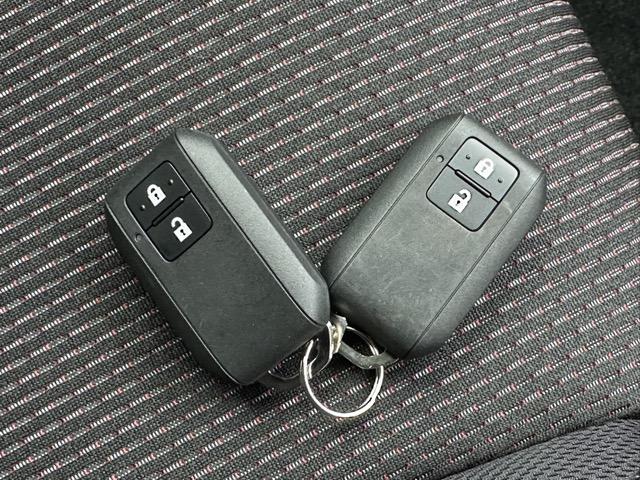 スイフトスポーツ ベースグレード　６ＭＴ　セーフティーパッケージ装着車　全方位カメラ　スマートキー　ＬＥＤヘッドライト　フルオートエアコン　シートヒーター　革巻きハンドル　オートクルーズコントロール　フォグランプ　登録済未使用車（25枚目）