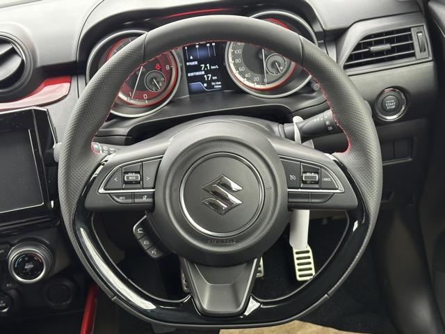 スイフトスポーツ ベースグレード　走行距離７５ＫＭ　６ＭＴ　セーフティサポート非装着車　スマートキー　ＬＥＤヘッドライト　フルオートエアコン　シートヒーター　革巻きハンドル　オートクルーズコントロール　フォグランプ　登録済未使用車（9枚目）