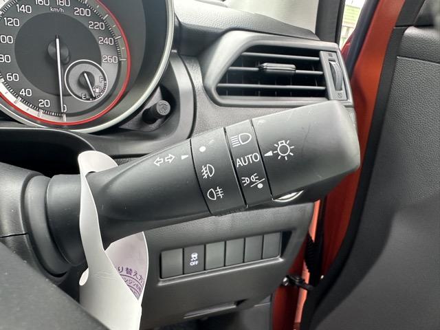 スイフトスポーツ ベースグレード　走行距離７５ＫＭ　６ＭＴ　セーフティサポート非装着車　スマートキー　ＬＥＤヘッドライト　フルオートエアコン　シートヒーター　革巻きハンドル　オートクルーズコントロール　フォグランプ　登録済未使用車（22枚目）