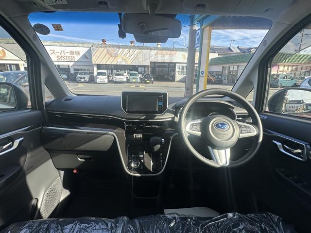 ステラ カスタムＲ　パノラマアップグレード　ナビゲーション　スマートキー　ＬＥＤヘッドライト　フルオートエアコン　シートヒーター　ベンチシート　衝突被害軽減ブレーキ　オートマチックハイビーム　アイドリングストップ（8枚目）