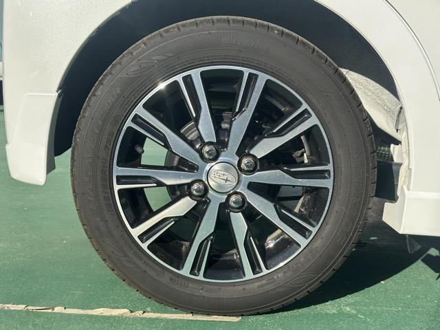 ステラ カスタムＲ　パノラマアップグレード　ナビゲーション　スマートキー　ＬＥＤヘッドライト　フルオートエアコン　シートヒーター　ベンチシート　衝突被害軽減ブレーキ　オートマチックハイビーム　アイドリングストップ（15枚目）