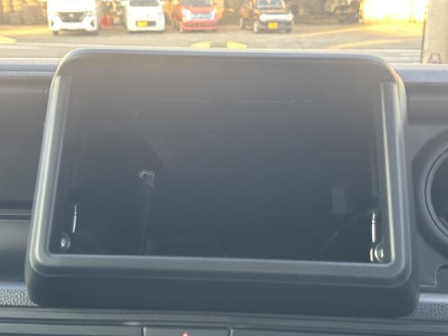 Ｎ－ＶＡＮ Ｇ　４ＷＤ　６ＭＴ　ホンダセンシング　マルチリフレクターハロゲンヘッドライト　運転席用＆助手席用ｉ－ＳＲＳエアバッグシステム　アクセサリーソケット（ＤＣ１２Ｖ）　キーレスエントリー　届出済未使用車（24枚目）