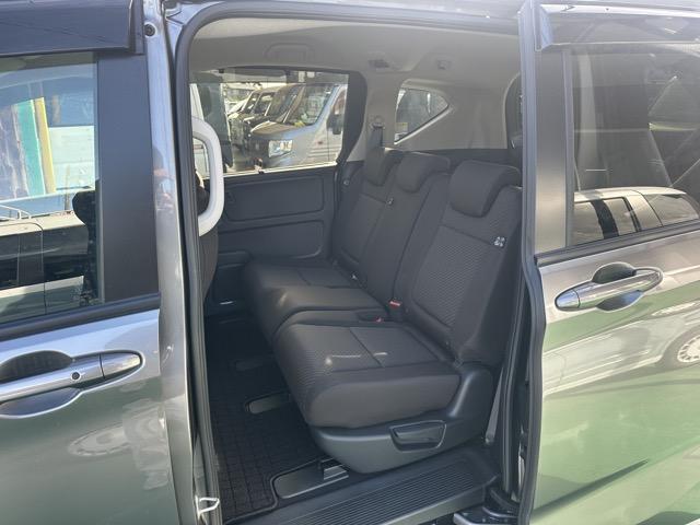 ★５年間新車保証★初度登録から５年間の新車保証が含まれています。長期間、安心してお乗り頂けます！保証費用は支払総額に含まれています！遠方のお客様は保証継承後、お近くのディーラーにて保証が受けられます！