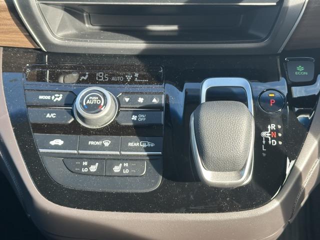 料金のお支払いは納車日の前日迄で大丈夫です！契約後最長３ヶ月まで当社にて保管できます。欲しい車が在庫である時がお買い得です！在庫の確保はお早めに！