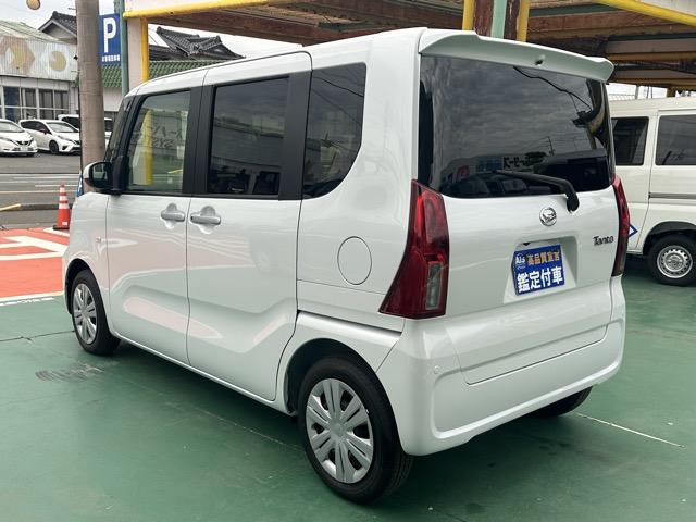 タント X スマートキー LEDヘッドライト 片側パワースライドドア フルオートエアコン シートヒーター ロールサンシェード シートバックテーブル USB充電ソケット 衝突被害軽減ブレーキ 届出済未使用車(5枚目)