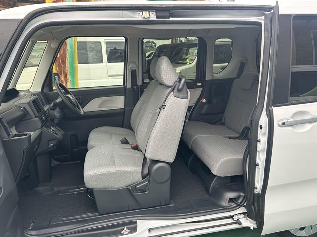 タント X スマートキー LEDヘッドライト 片側パワースライドドア フルオートエアコン シートヒーター ロールサンシェード シートバックテーブル USB充電ソケット 衝突被害軽減ブレーキ 届出済未使用車(7枚目)