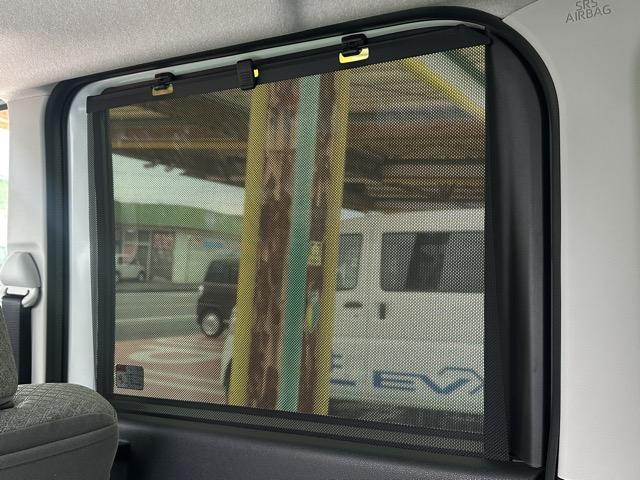 タント X スマートキー LEDヘッドライト 片側パワースライドドア フルオートエアコン シートヒーター ロールサンシェード シートバックテーブル USB充電ソケット 衝突被害軽減ブレーキ 届出済未使用車(10枚目)