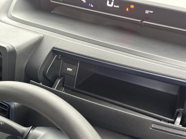 タント X スマートキー LEDヘッドライト 片側パワースライドドア フルオートエアコン シートヒーター ロールサンシェード シートバックテーブル USB充電ソケット 衝突被害軽減ブレーキ 届出済未使用車(23枚目)